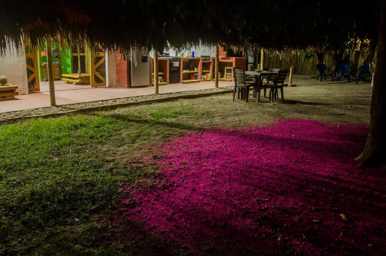 Hostal Corazon De Tagua Palomino Exterior photo